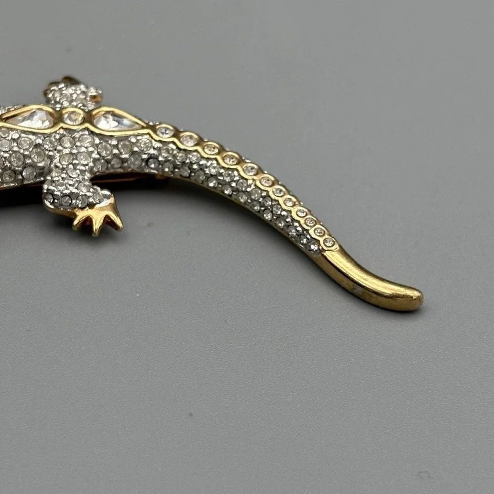 Vintage SAL Swarovski Lizard Brooch Pin Diamante Rhinestone Jeweled Salamander